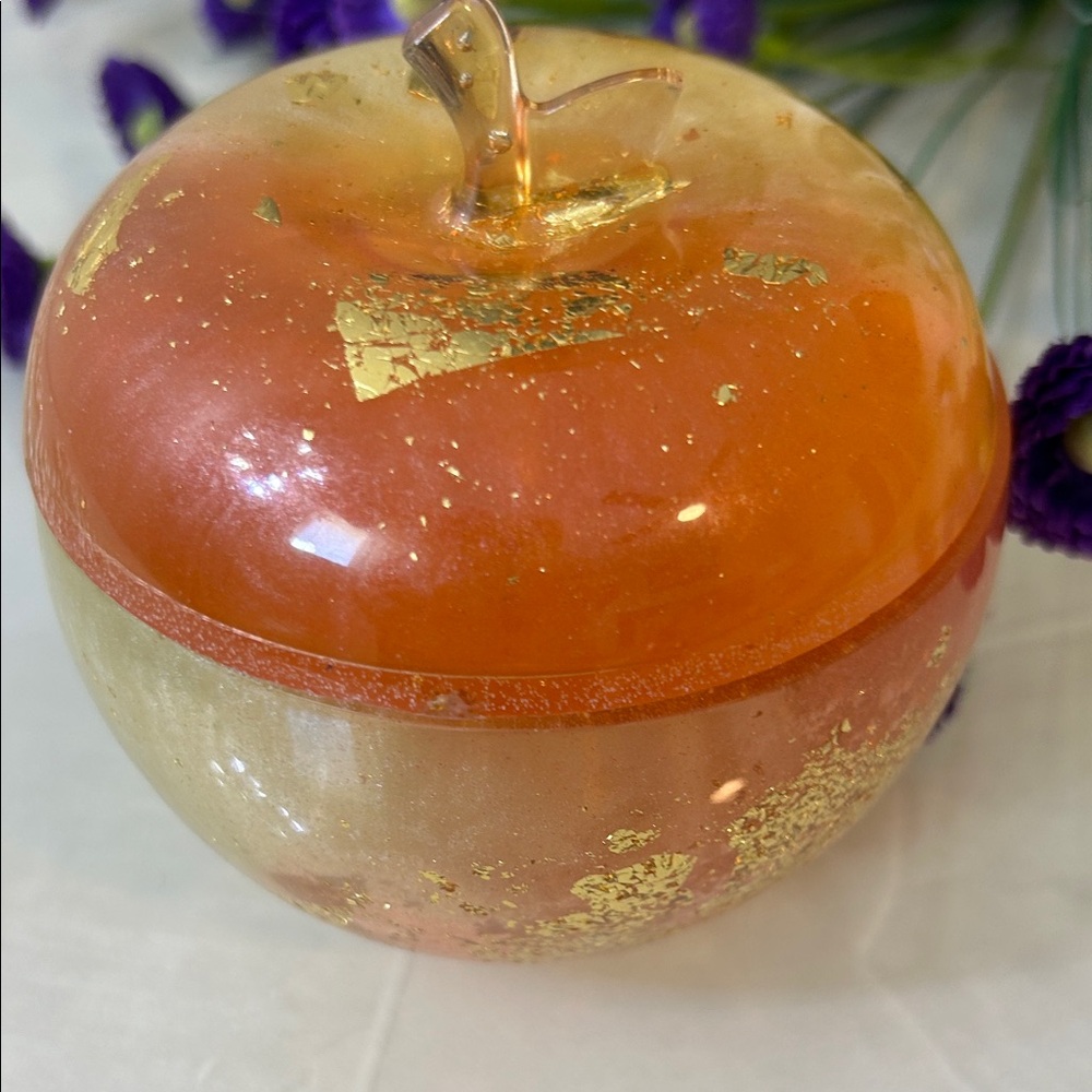 Elegant Resin  Apple Accent
